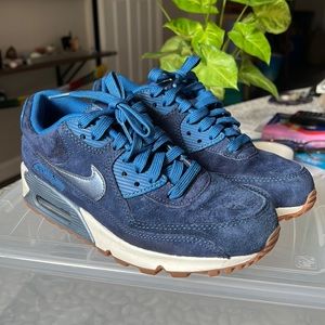 Nike Air Max 90, size 6W